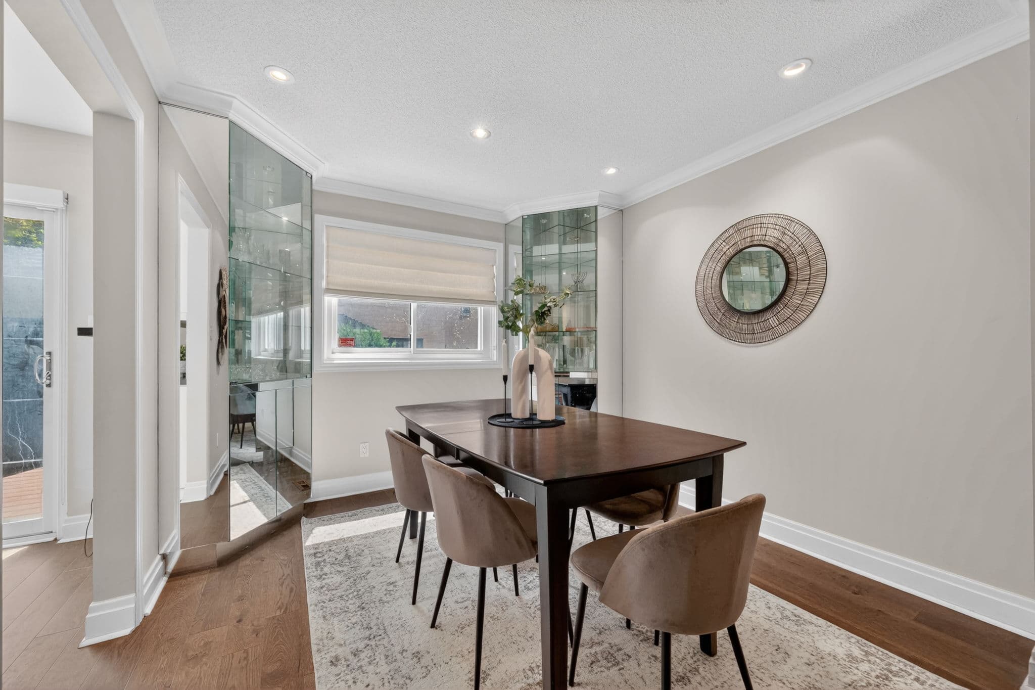263 Tansley Rd Vaughan, ON L4J 2Y8